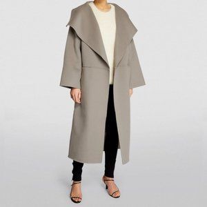 Toteme Signature Wool Cashmere Coat in Grey